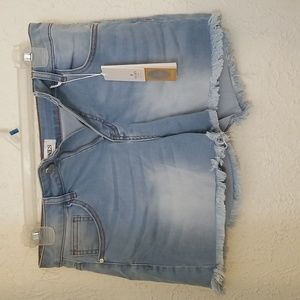 Vipones jean shorts